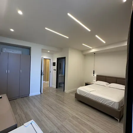 ベッド・アンド・ブレックファスト Gramozi *