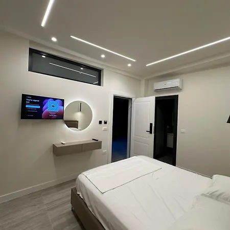 ベッド・アンド・ブレックファスト Gramozi Kaninë